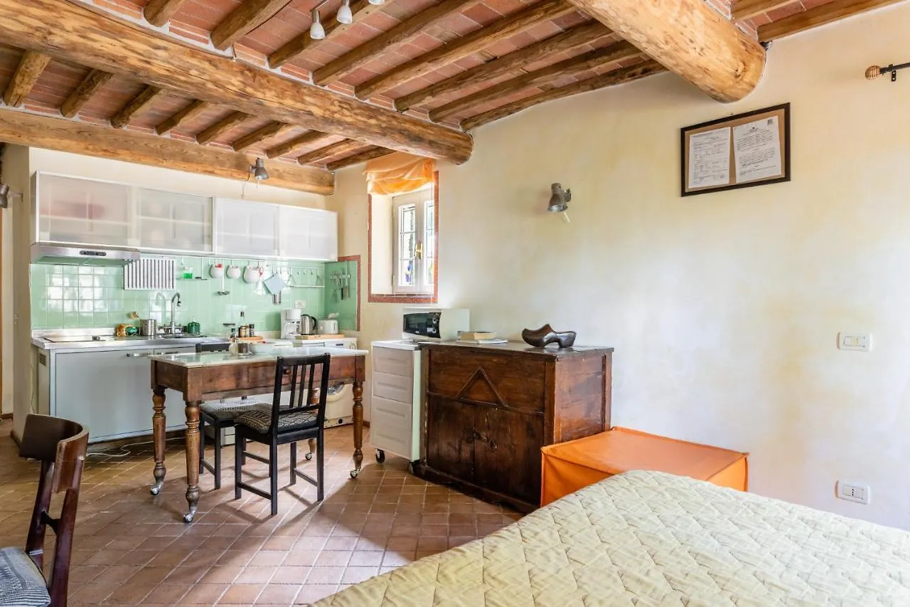 Apartment Abbacca-La Appartamento 2 Lucca Italy